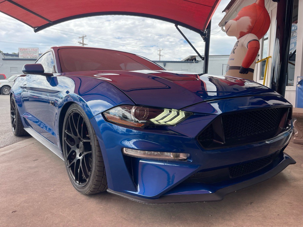 2018 Ford Mustang Image 2