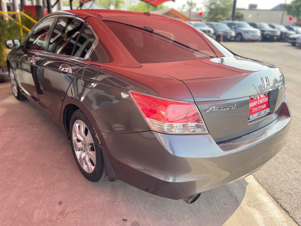 2010 Honda Accord Image 13