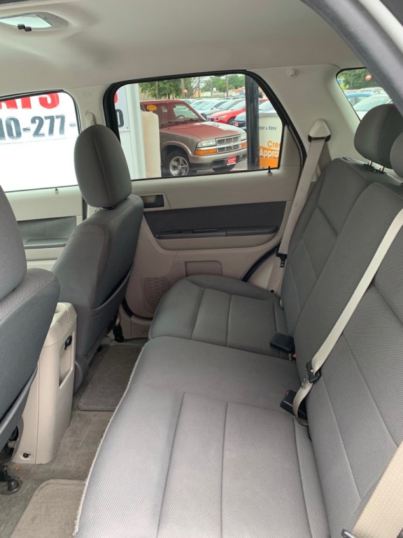 2009 Ford Escape Image 7