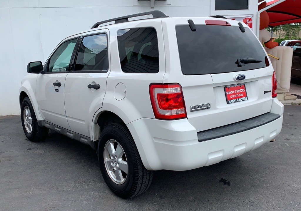 2009 Ford Escape Image 9