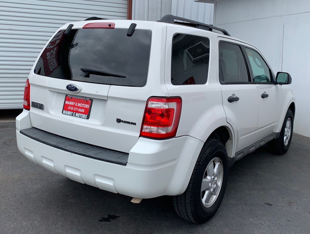 2009 Ford Escape Image 10