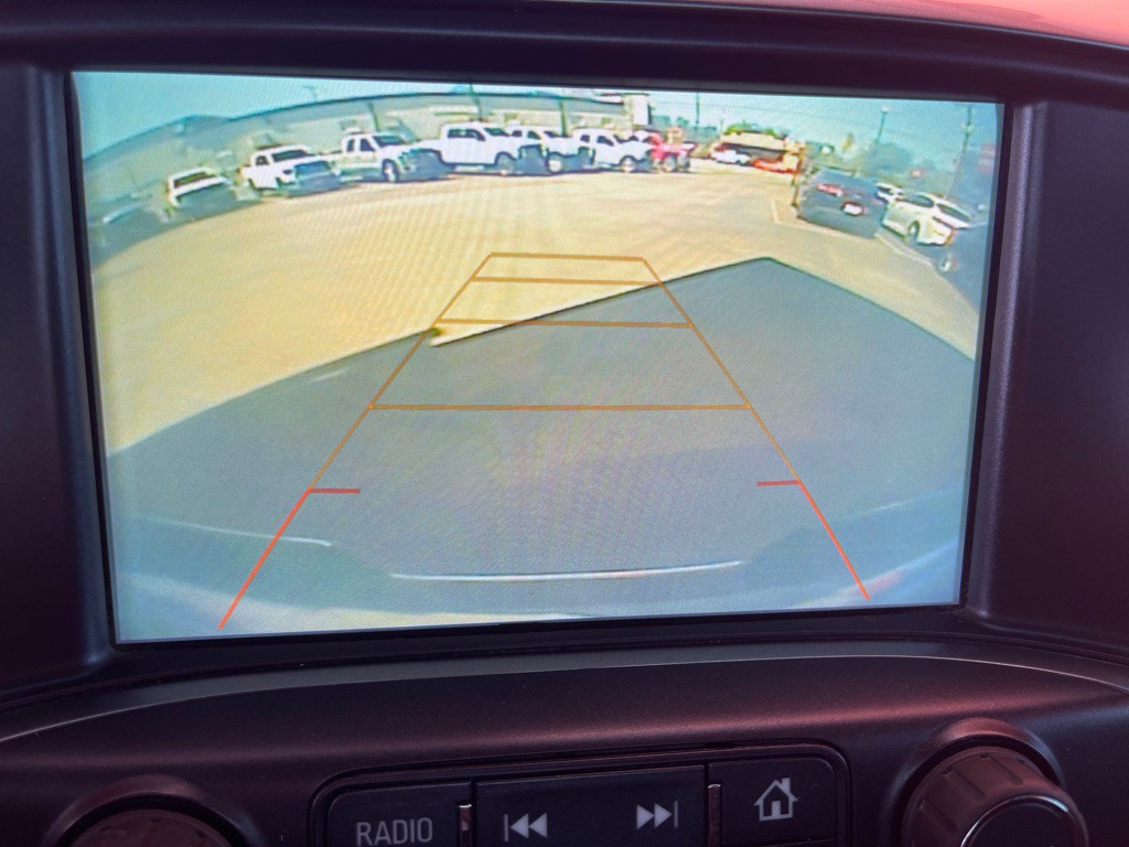 2018 Chevrolet Silverado 1500 Image 11
