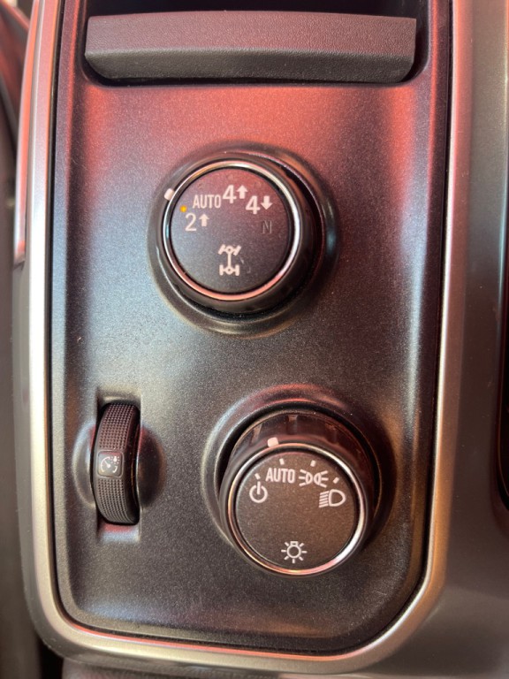 2018 Chevrolet Silverado 1500 Image 12