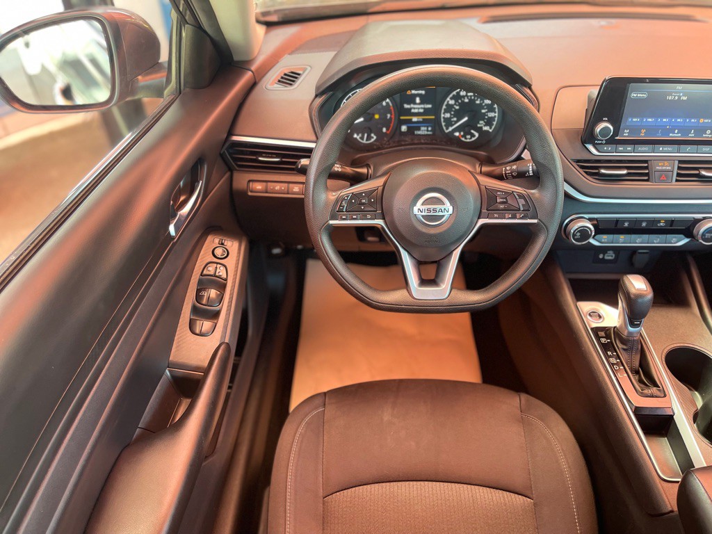2022 Nissan Altima Image 6