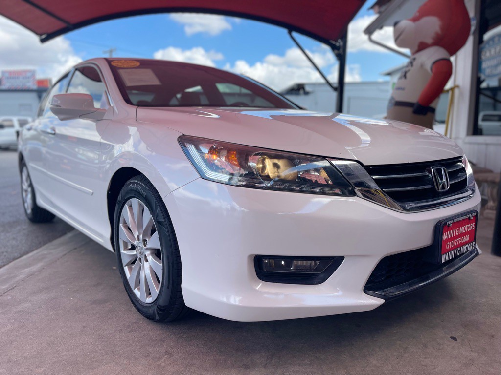 2015 Honda Accord Image 17