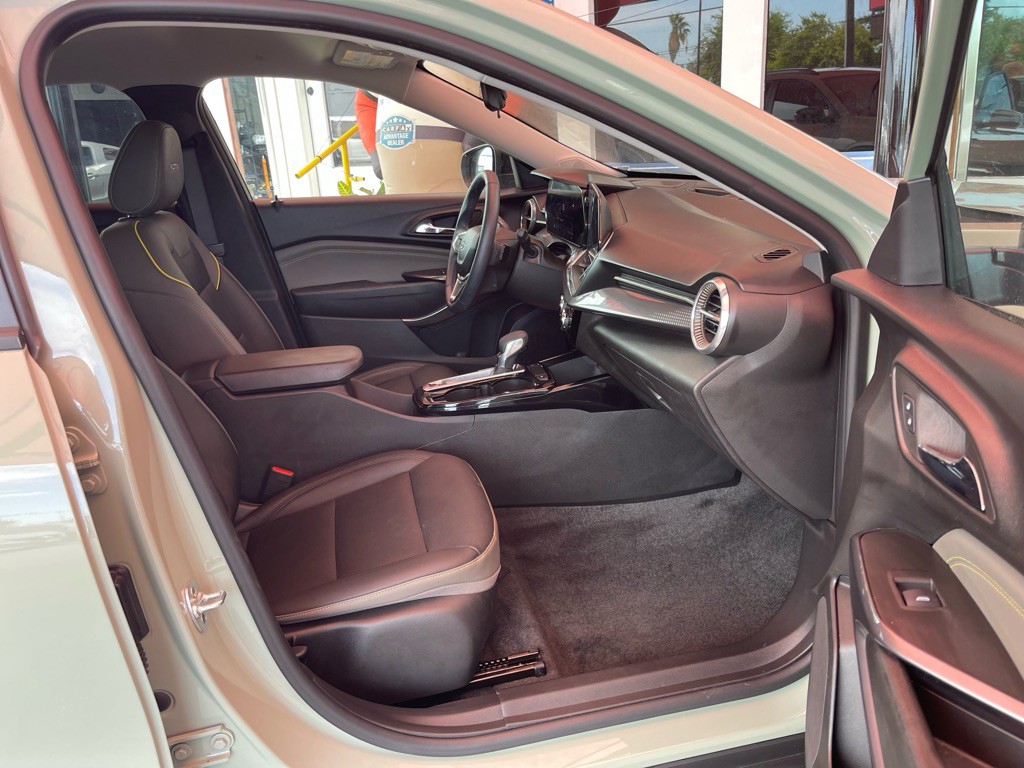 2025 Chevrolet Trax Image 15