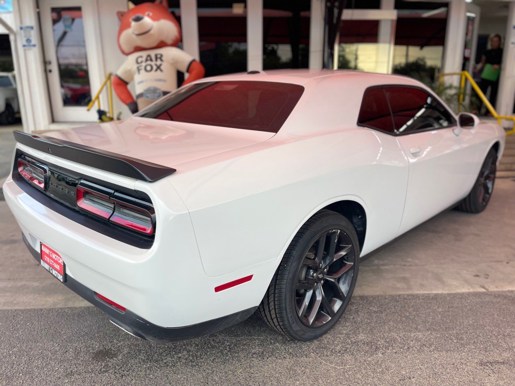 2021 Dodge Challenger Image 12