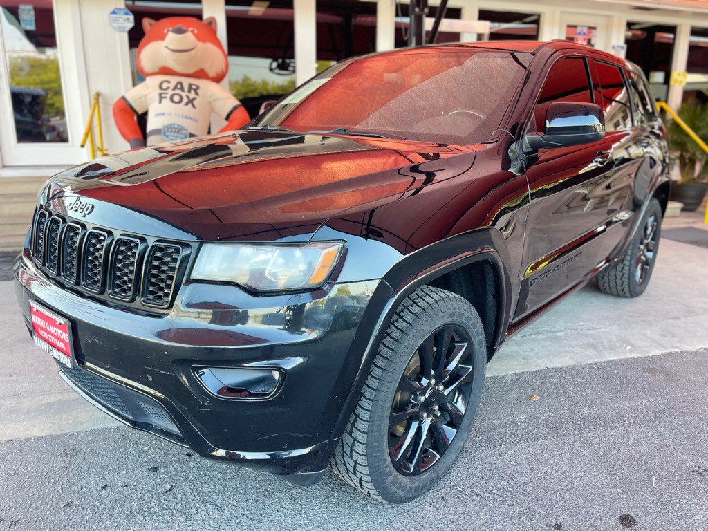2018 Jeep Grand Cherokee Image 3