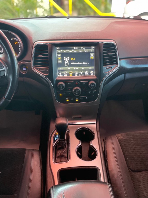 2018 Jeep Grand Cherokee Image 9