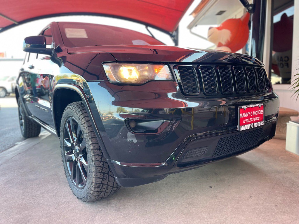 2018 Jeep Grand Cherokee Image 17