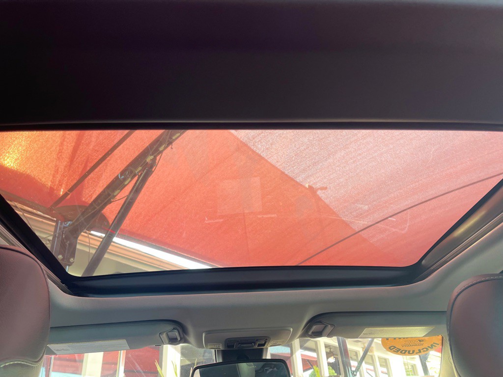 2019 Toyota Camry Image 10