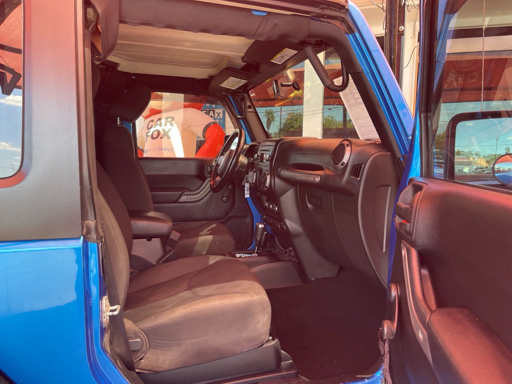 2015 Jeep Wrangler Image 13