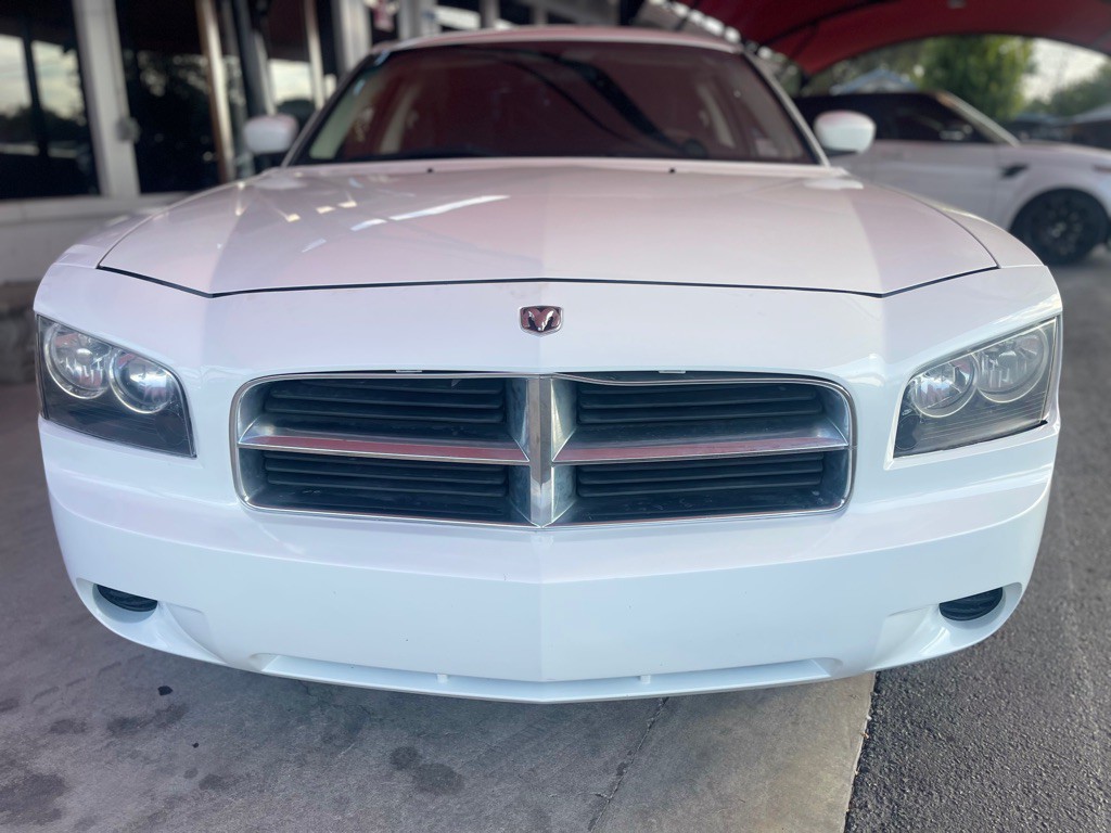 2010 Dodge Charger Image 2