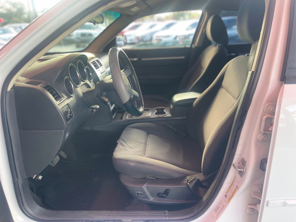 2010 Dodge Charger Image 4