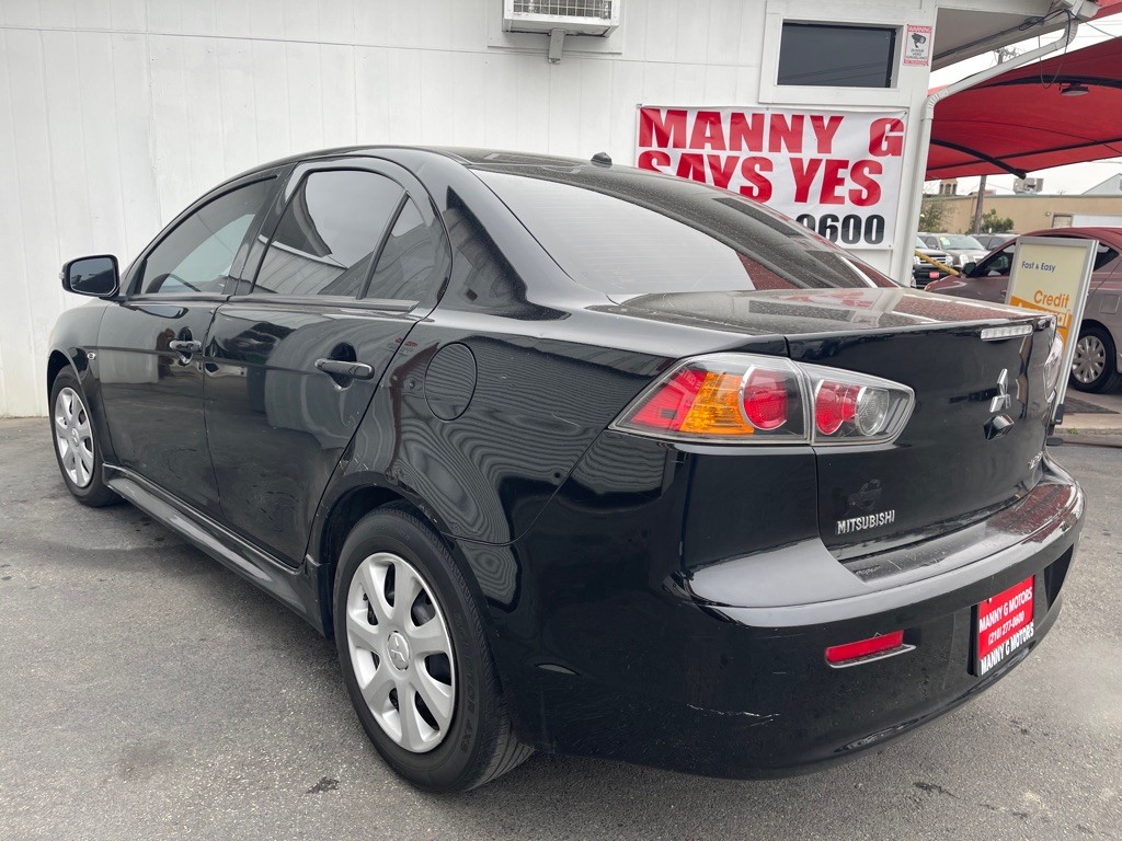 2017 Mitsubishi Lancer Image 10