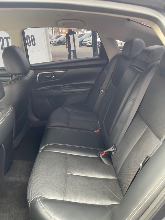 2018 Nissan Altima Image 7