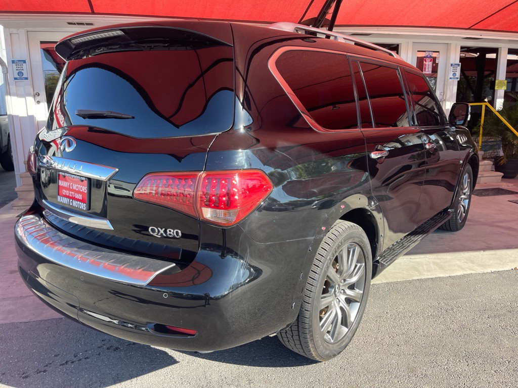 2017 INFINITI QX80 Image 19