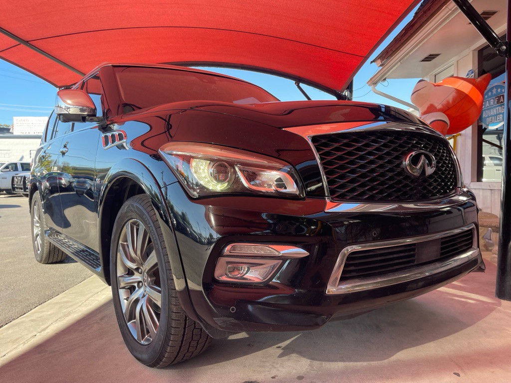 2017 INFINITI QX80 Image 23