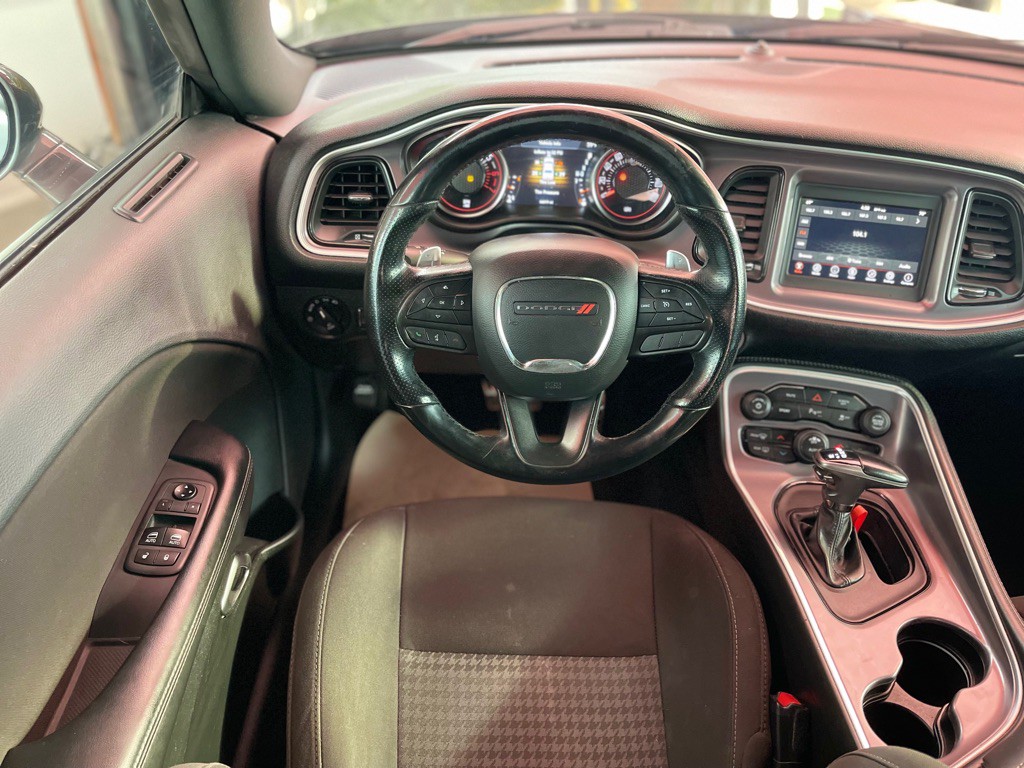 2019 Dodge Challenger Image 6