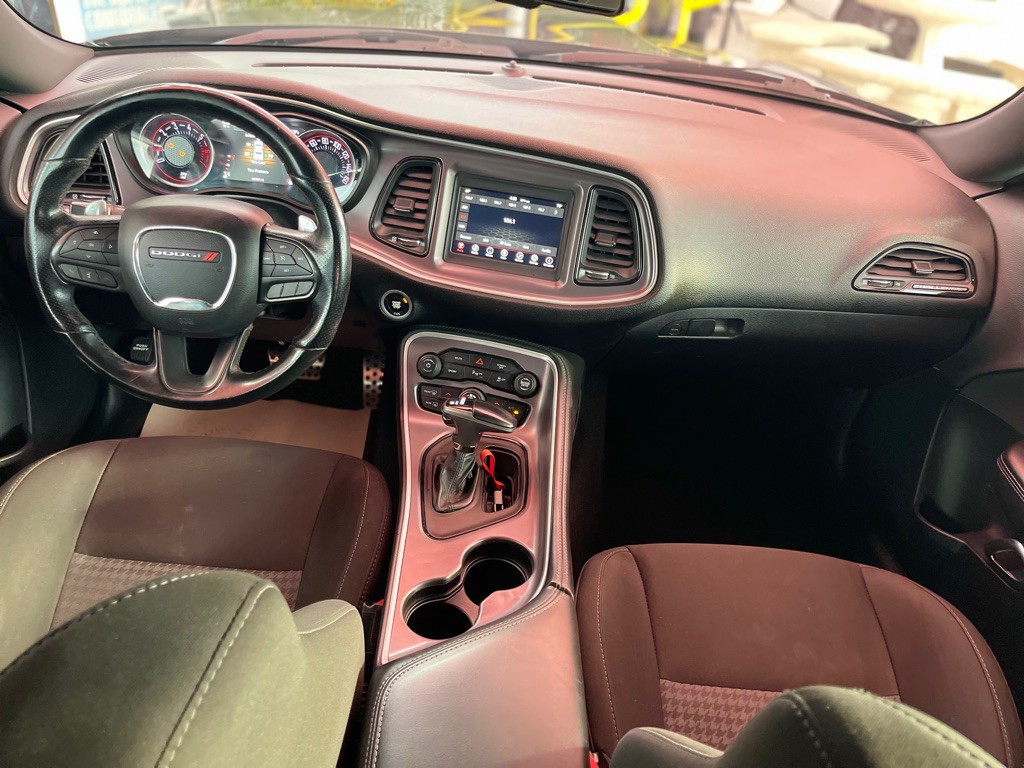 2019 Dodge Challenger Image 7