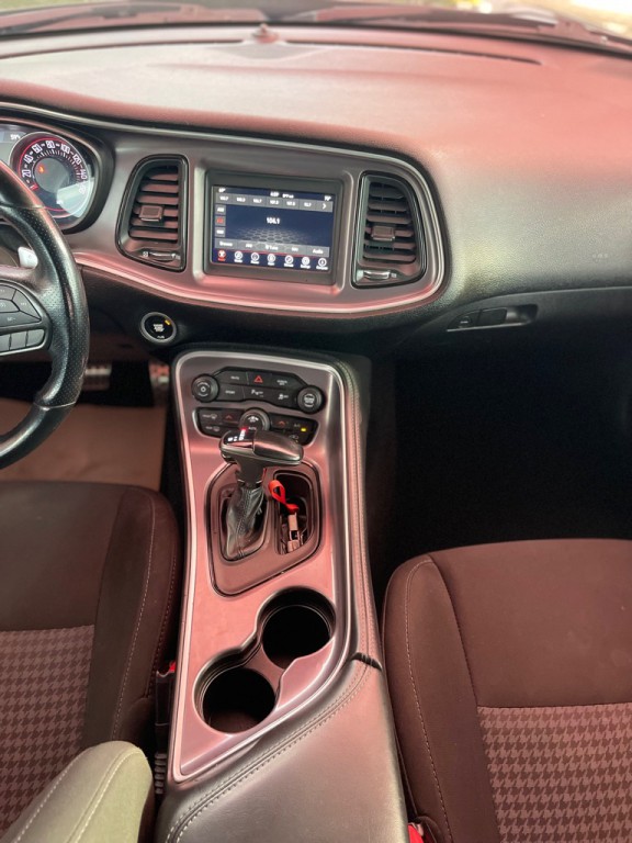 2019 Dodge Challenger Image 8