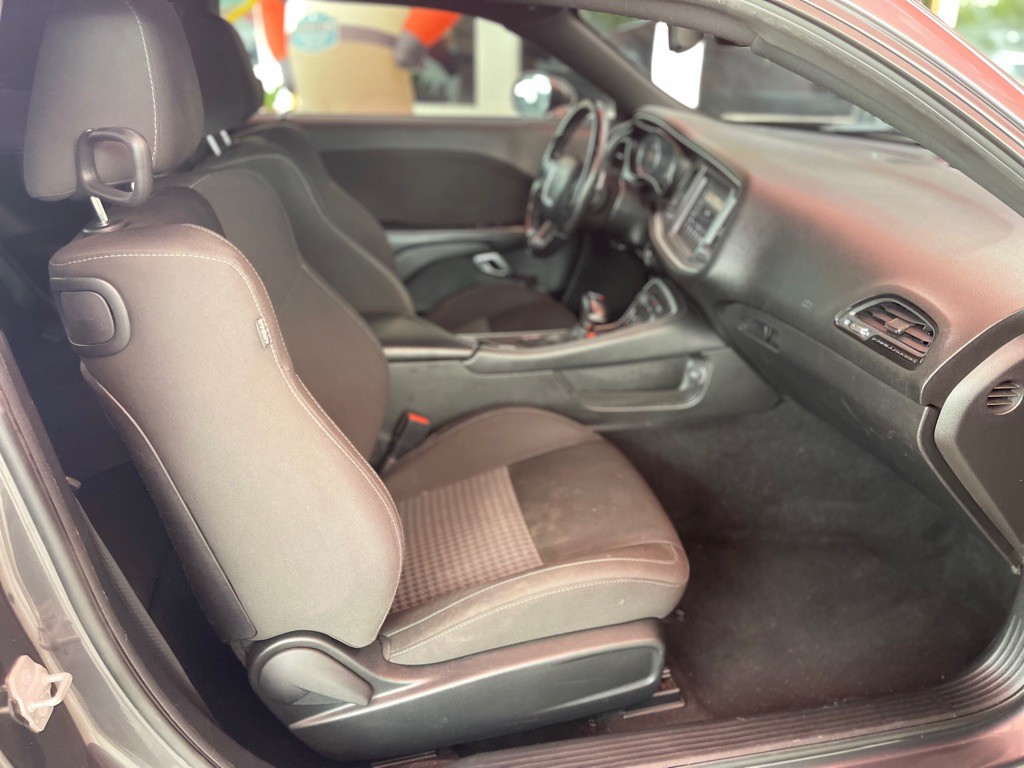 2019 Dodge Challenger Image 14