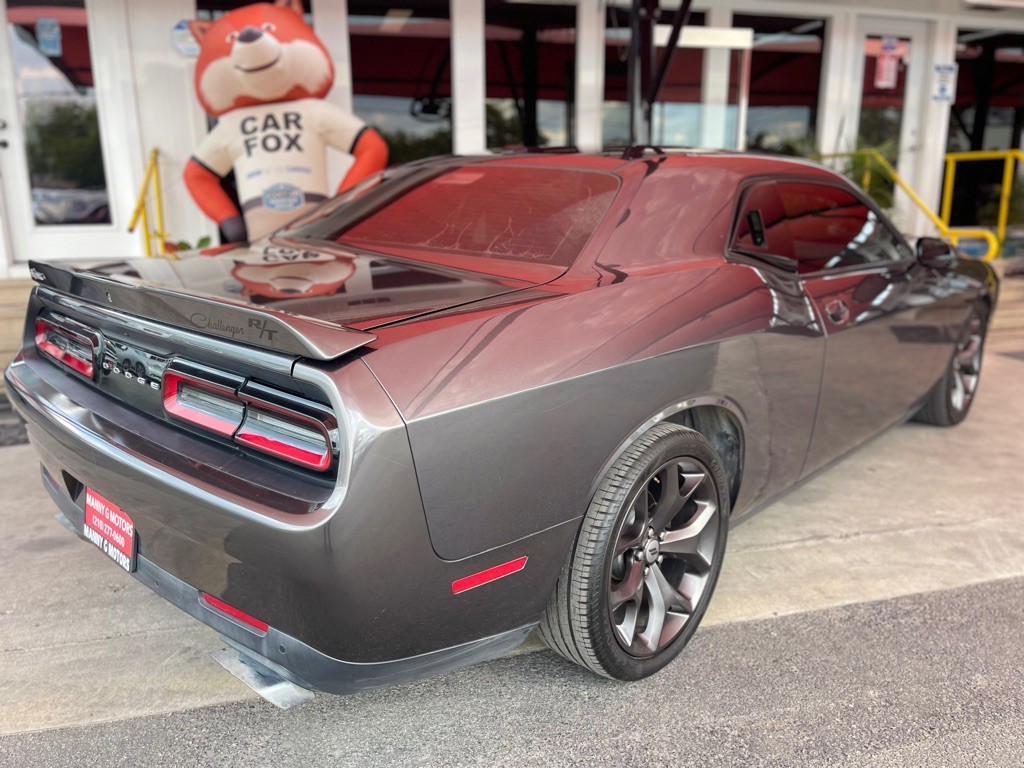 2019 Dodge Challenger Image 15