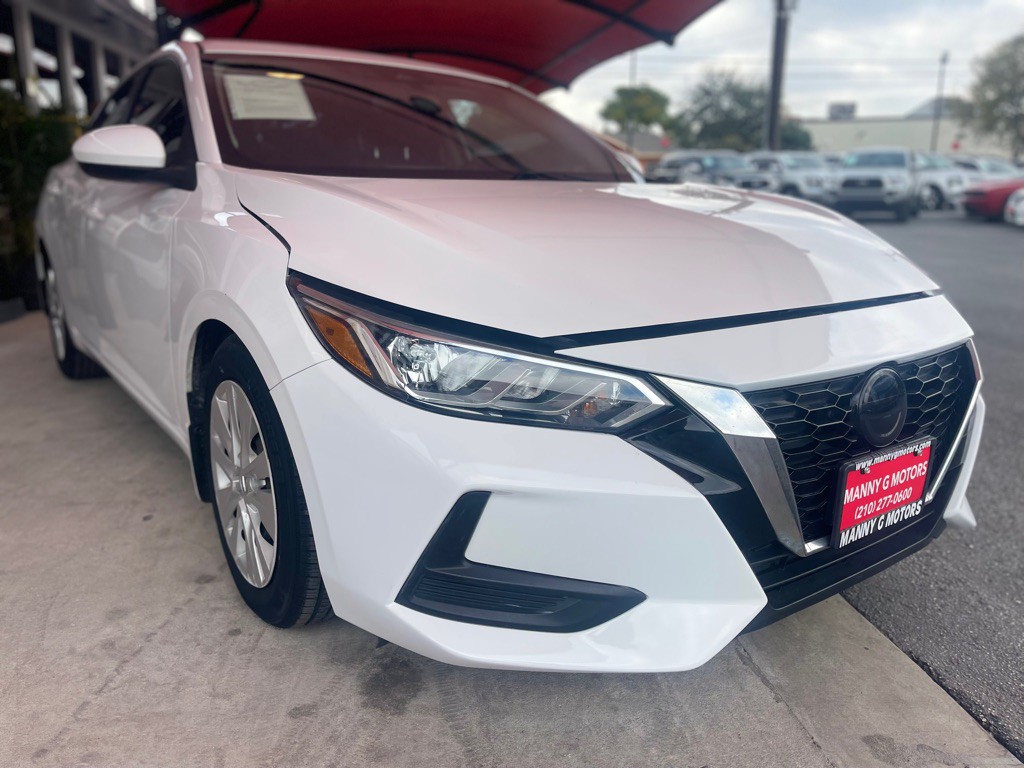 2022 Nissan Sentra Image 1