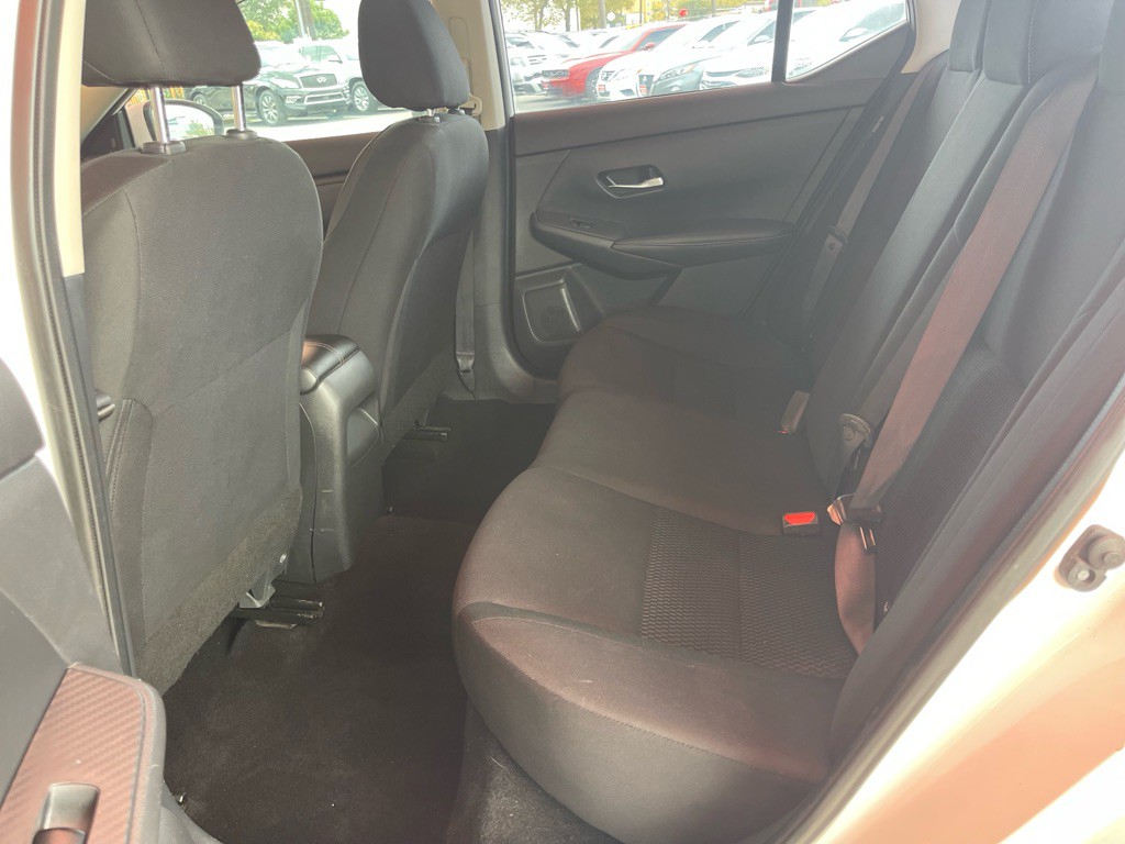 2022 Nissan Sentra Image 8