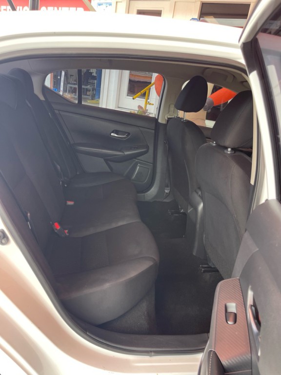 2022 Nissan Sentra Image 15