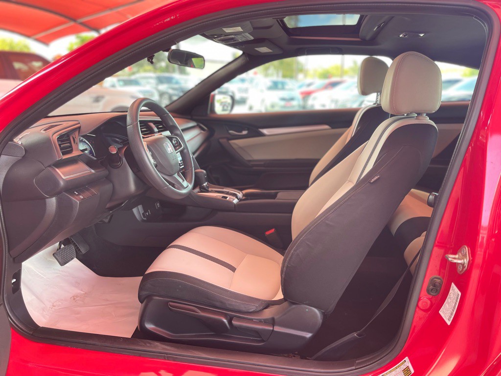 2017 Honda Civic Image 5