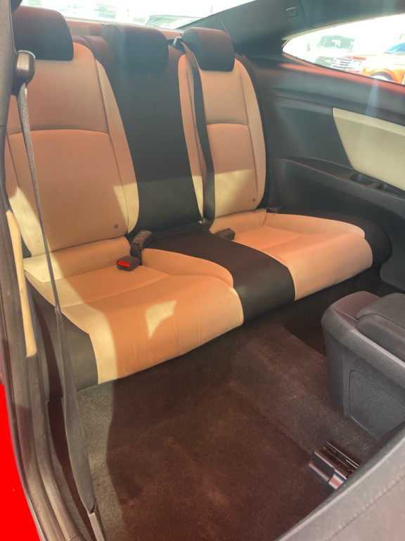 2017 Honda Civic Image 16