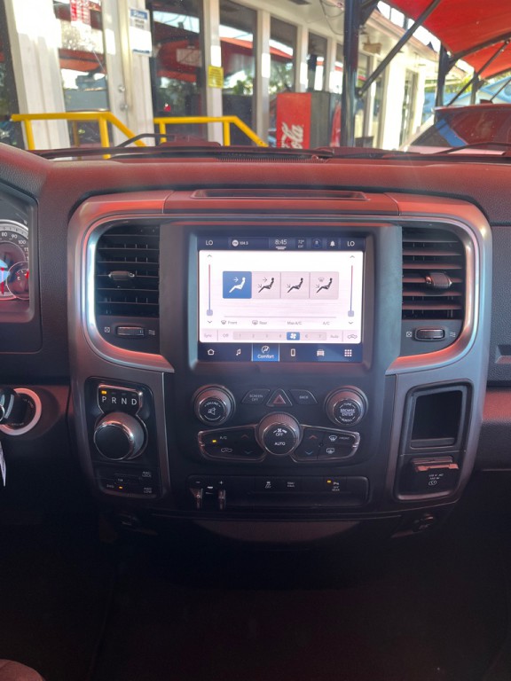 2023 RAM 1500 Image 9