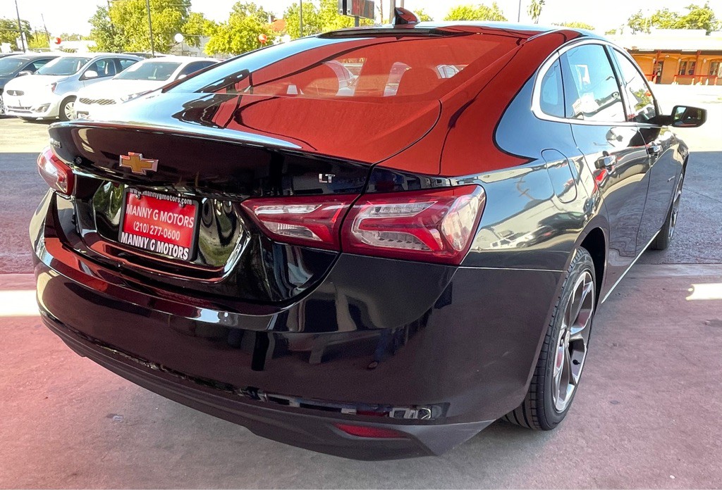 2021 Chevrolet Malibu Image 13