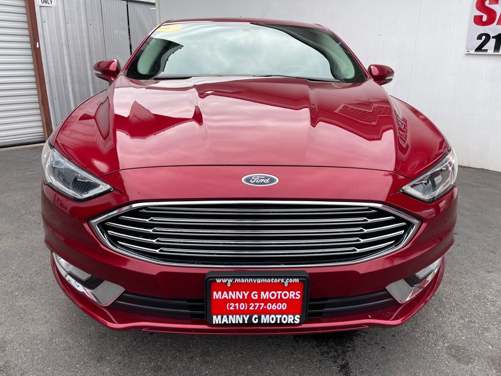 2017 Ford Fusion Image 2