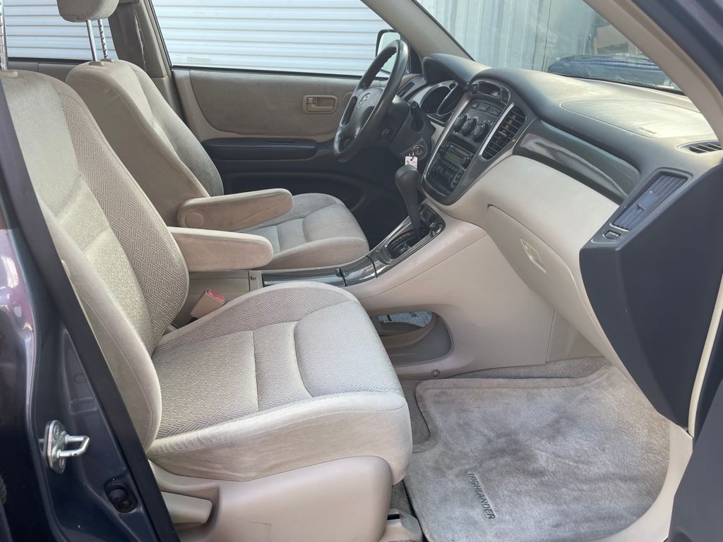 2003 Toyota Highlander Image 8
