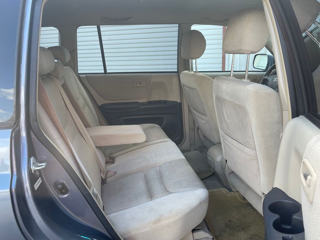 2003 Toyota Highlander Image 11