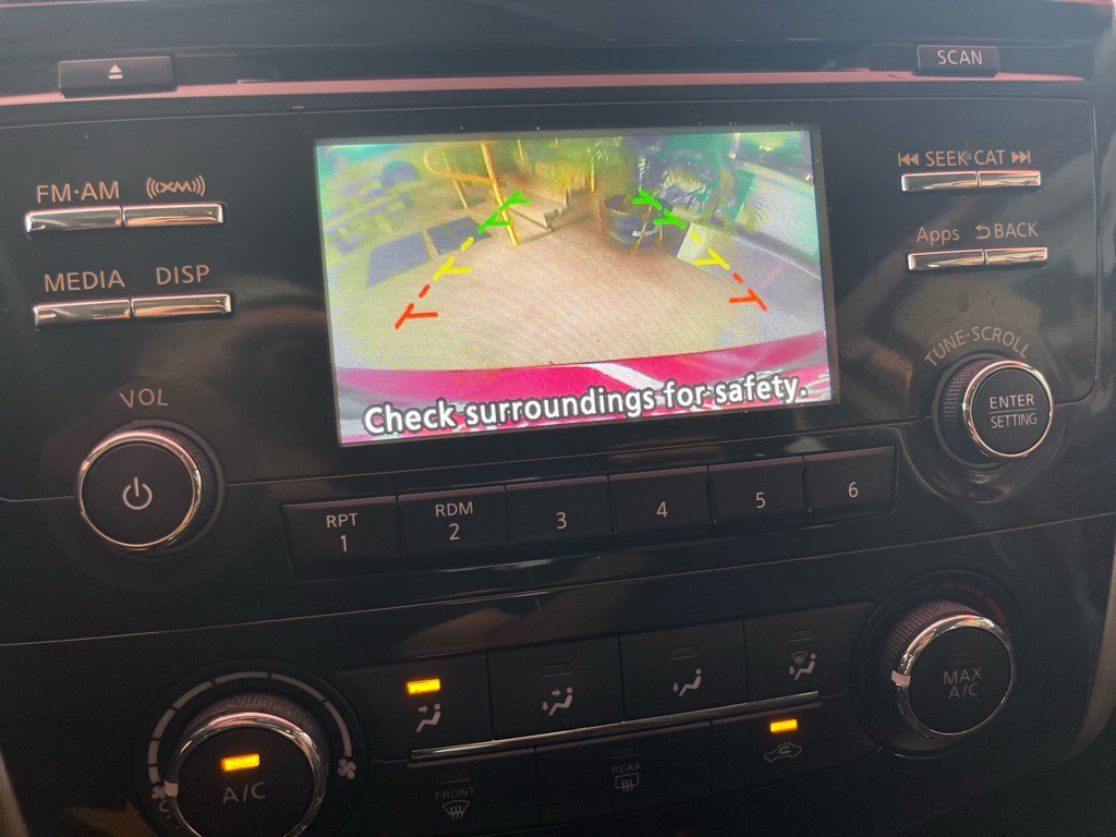 2015 Nissan Altima Image 11