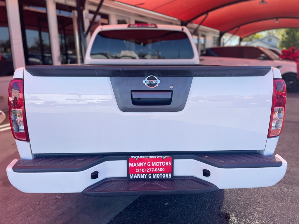 2021 Nissan Frontier Image 14