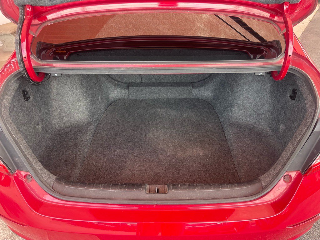 2018 Honda Accord Image 12