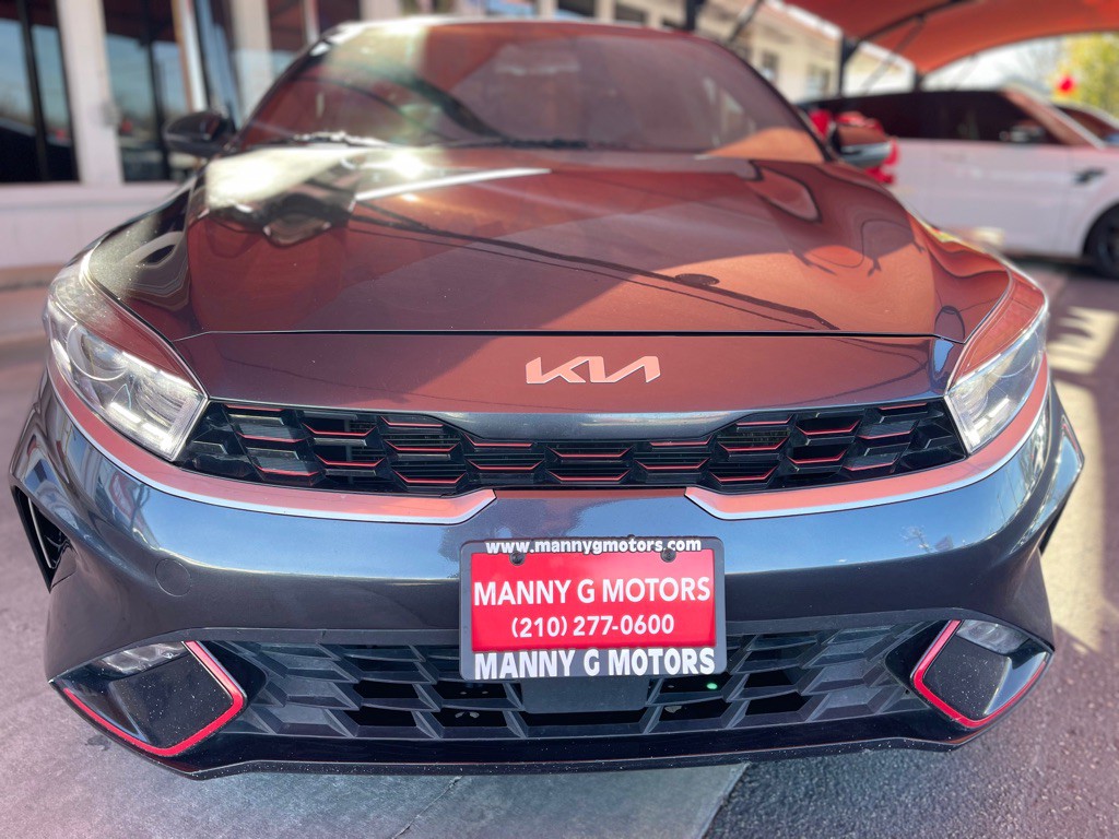 2023 Kia Forte Image 2