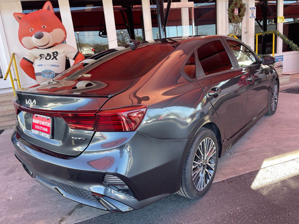 2023 Kia Forte Image 12