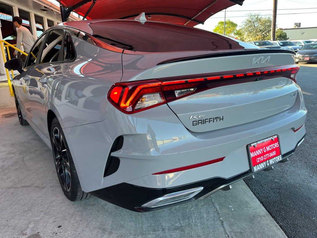 2022 Kia K5 Image 13