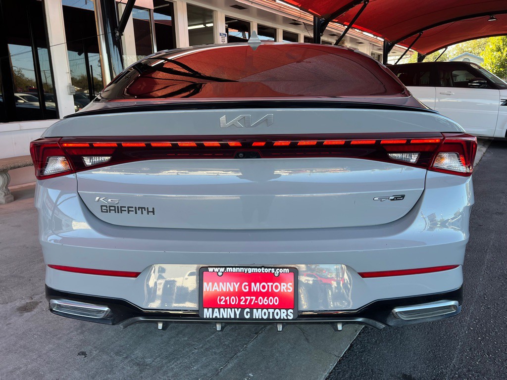 2022 Kia K5 Image 14