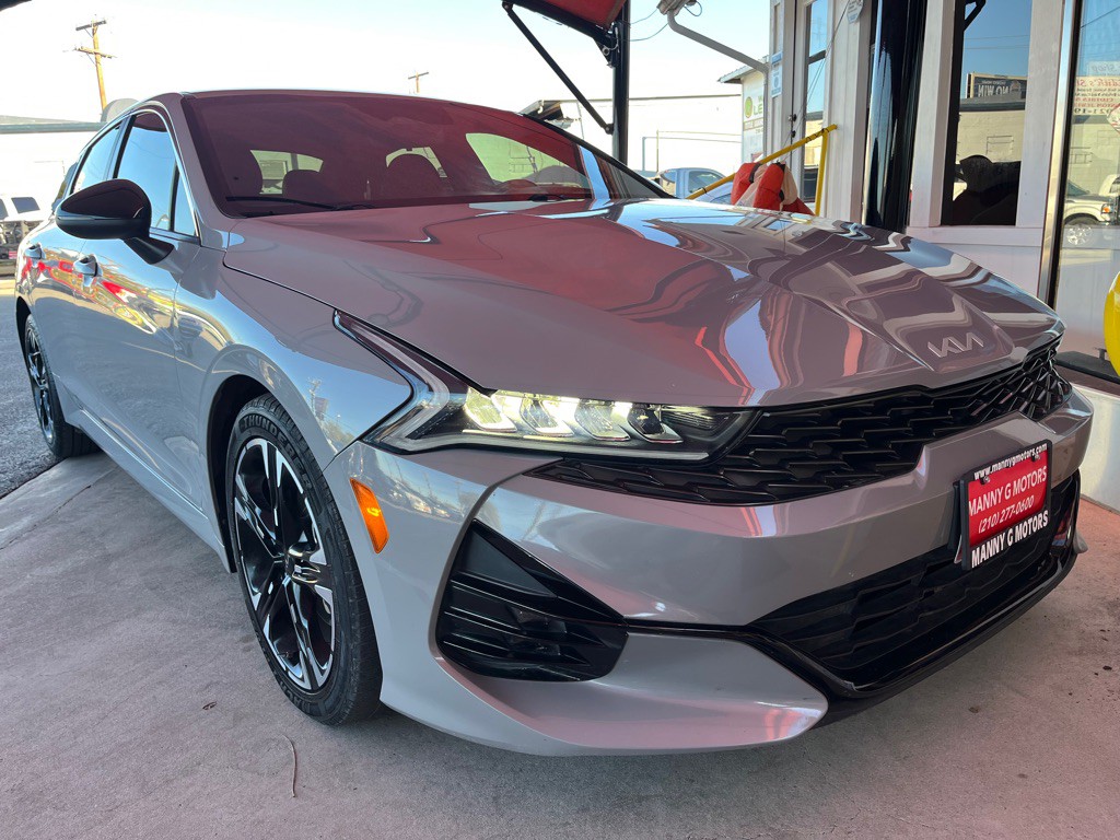 2022 Kia K5 Image 21