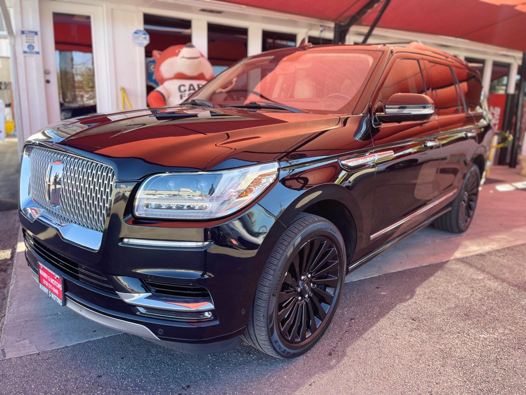 2019 Lincoln Navigator Image 4