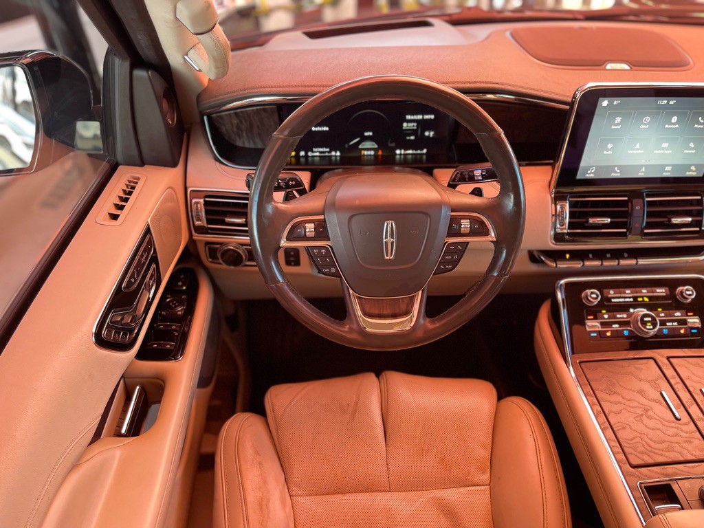 2019 Lincoln Navigator Image 11