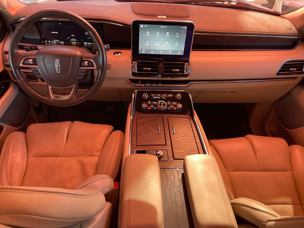 2019 Lincoln Navigator Image 12