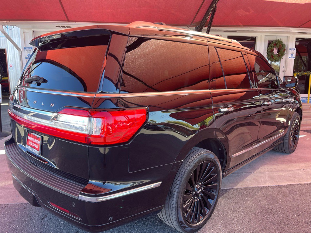 2019 Lincoln Navigator Image 29