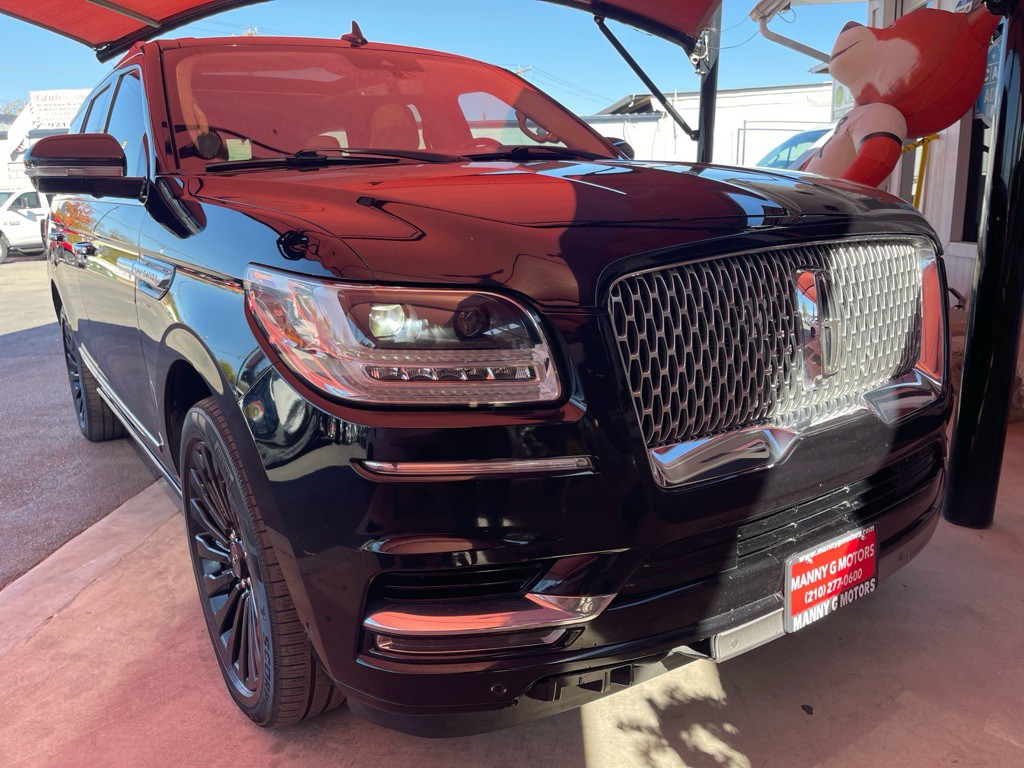 2019 Lincoln Navigator Image 30